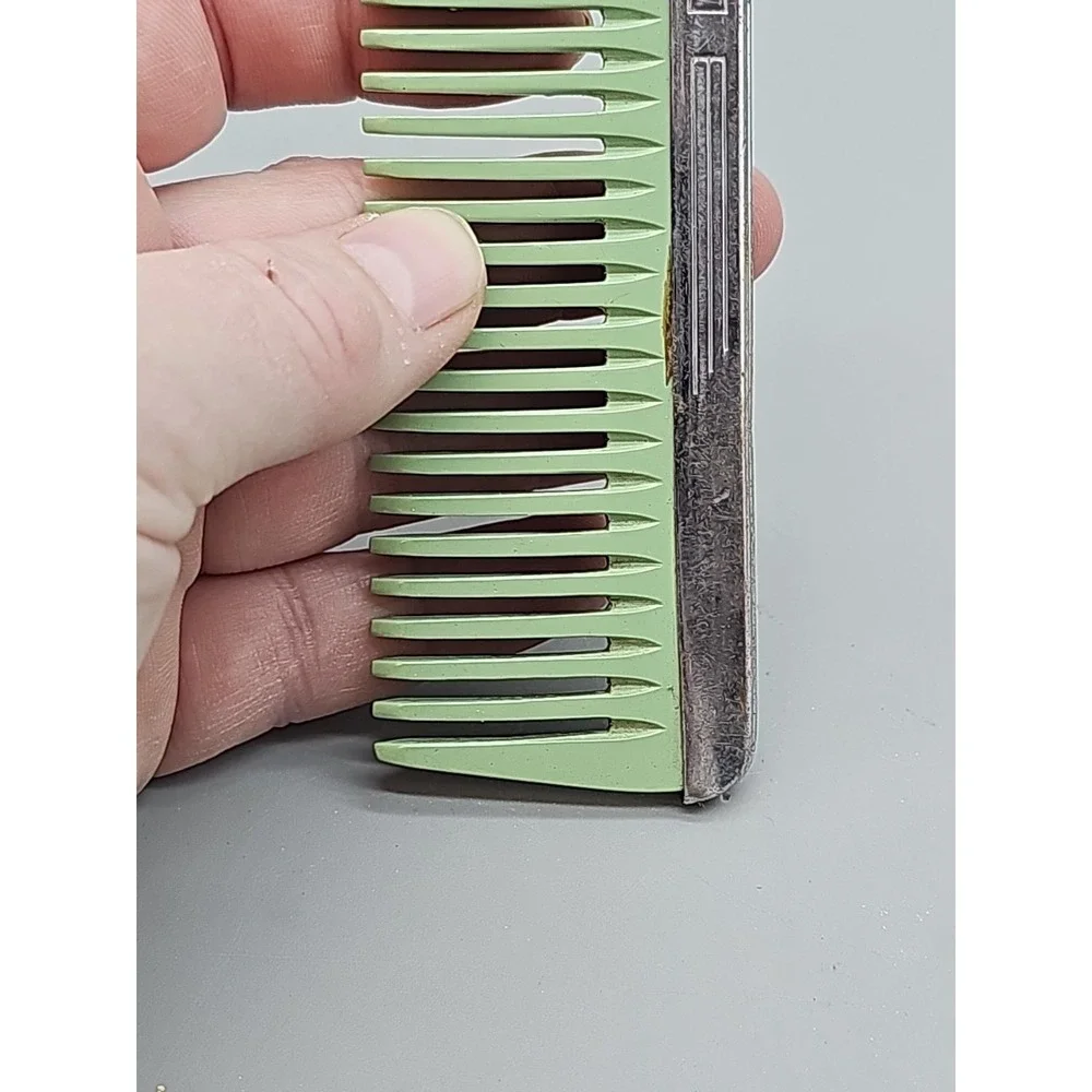 Vintage 7 in‎ Green Plastic Nylon Comb Metal Silver Top EUC